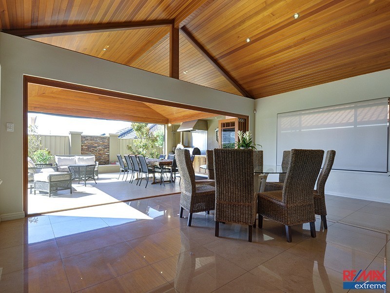 12 Balikpapan Avenue, Dianella WA 6059