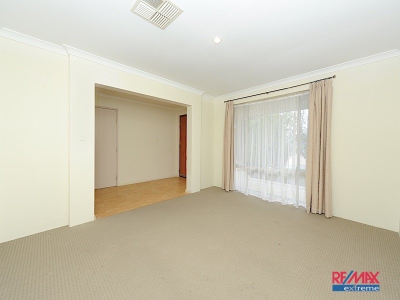 10 Baglione Green, Tapping WA 6065