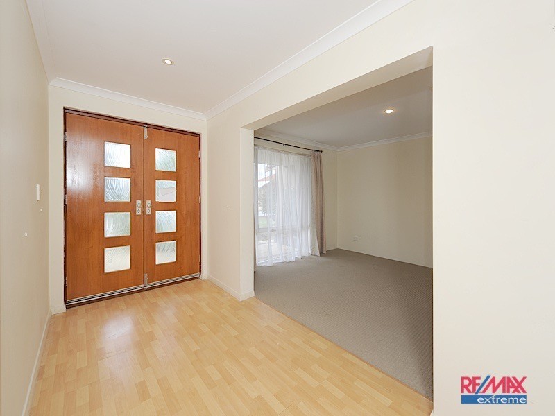 10 Baglione Green, Tapping WA 6065