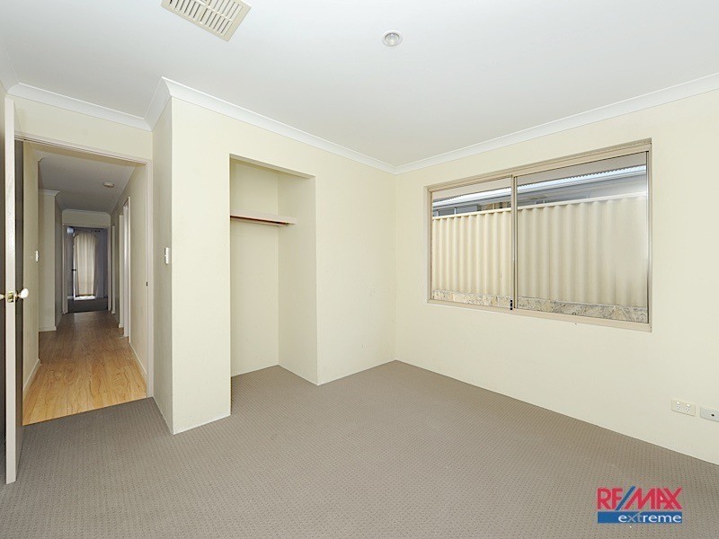 10 Baglione Green, Tapping WA 6065