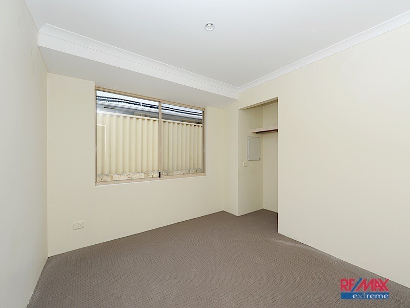 10 Baglione Green, Tapping WA 6065