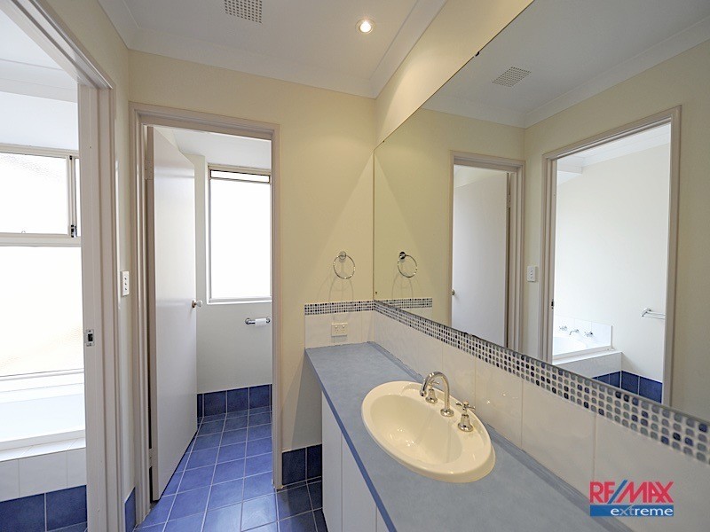 10 Baglione Green, Tapping WA 6065