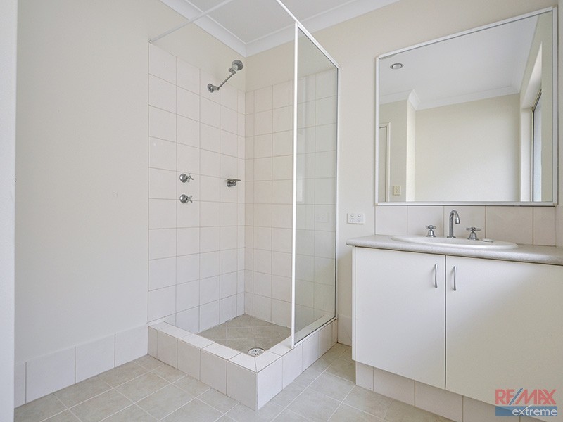 35 Higginsville Parade, Pearsall WA 6065