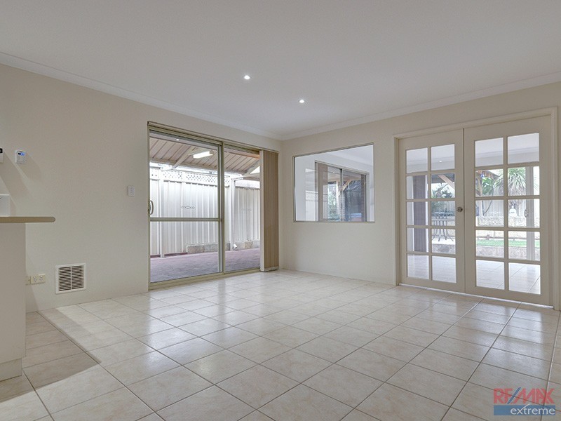 35 Higginsville Parade, Pearsall WA 6065