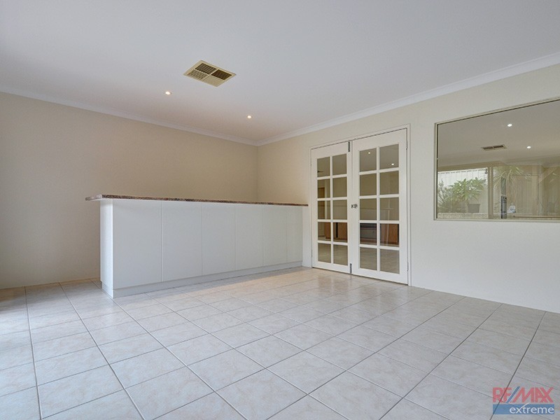 35 Higginsville Parade, Pearsall WA 6065