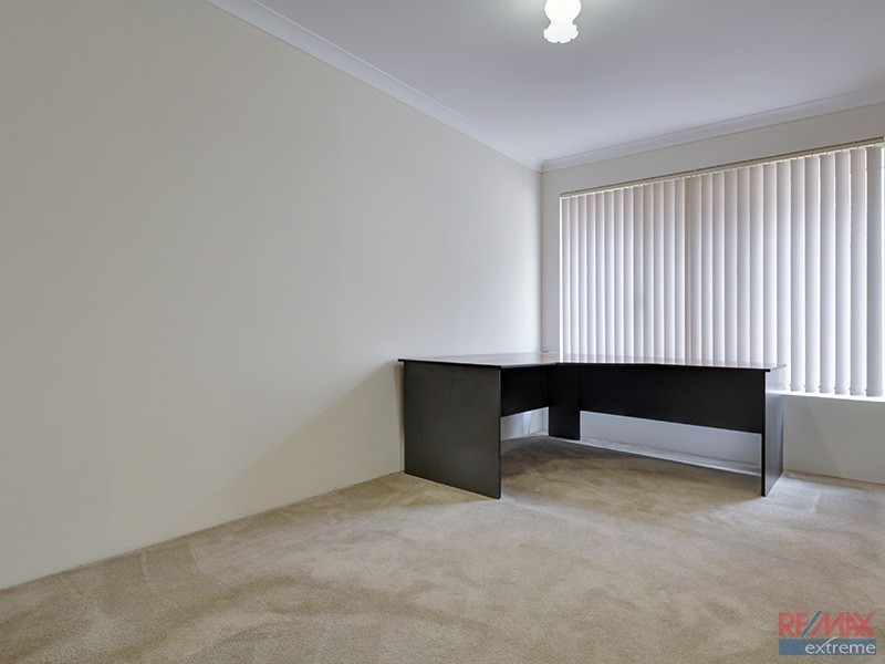 35 Higginsville Parade, Pearsall WA 6065