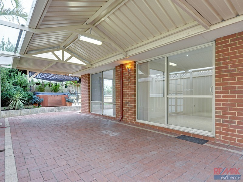 35 Higginsville Parade, Pearsall WA 6065