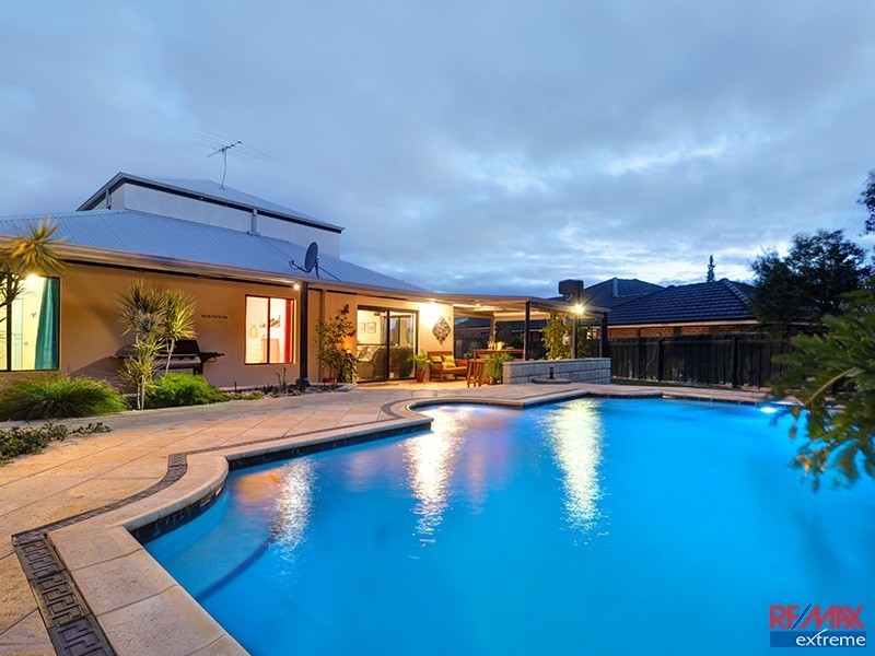 39 Meadowbrook Promenade, Currambine WA 6028