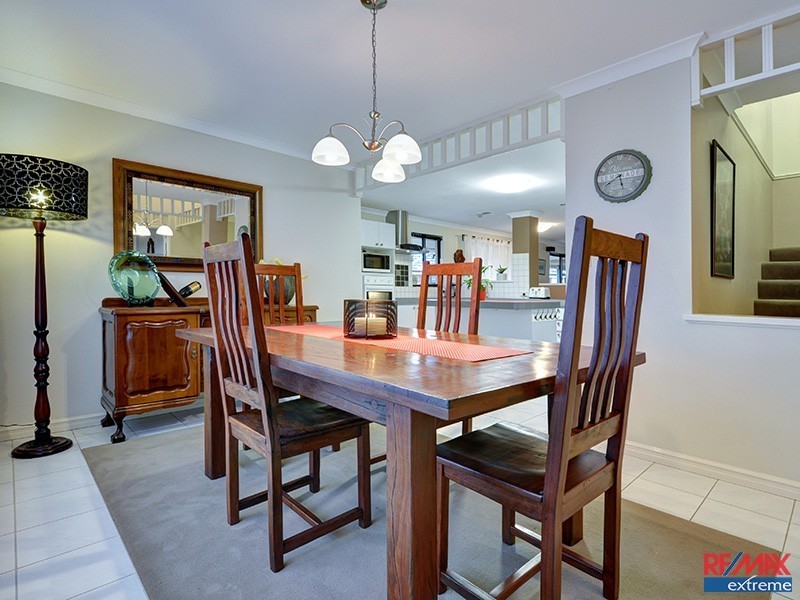 39 Meadowbrook Promenade, Currambine WA 6028