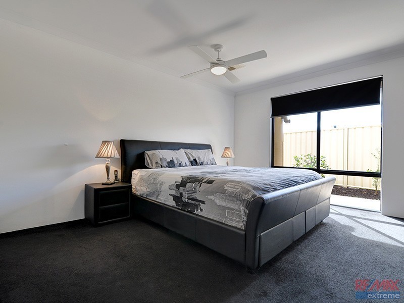 28 Overdene Pass, Banksia Grove WA 6031