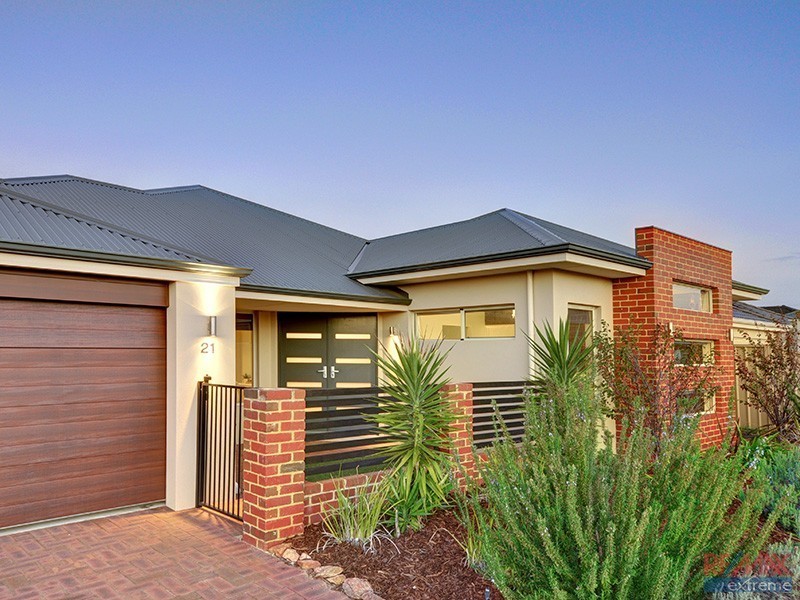 21 Seattle Elbow, Hocking WA 6065