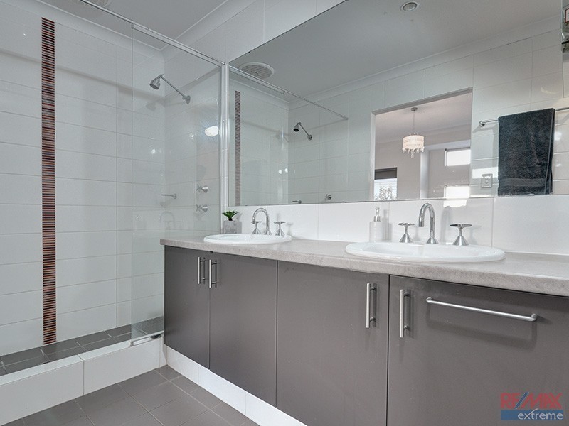 21 Seattle Elbow, Hocking WA 6065