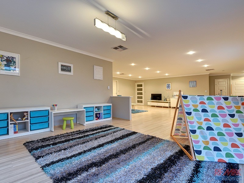 21 Seattle Elbow, Hocking WA 6065