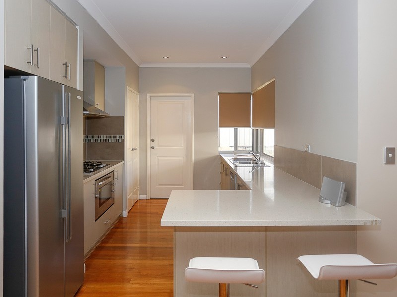 250 Santa Barbara Parade, Jindalee WA 6036