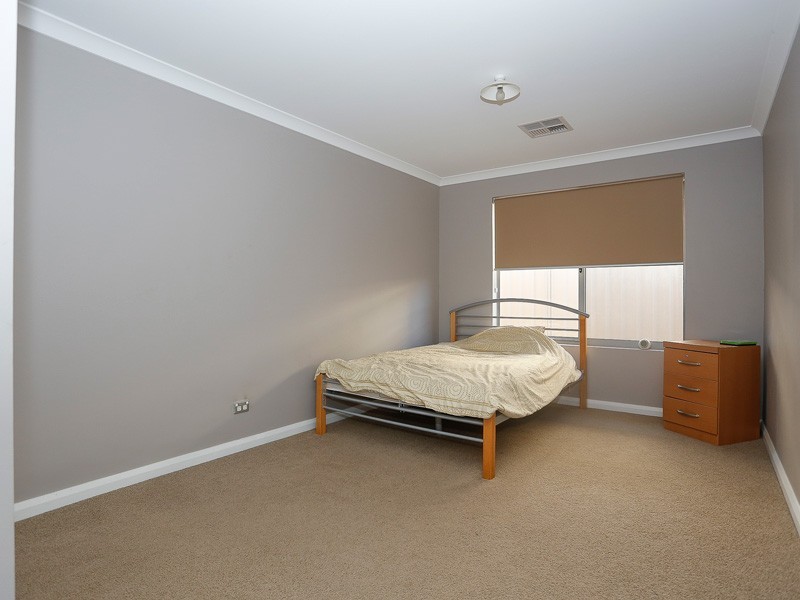 250 Santa Barbara Parade, Jindalee WA 6036