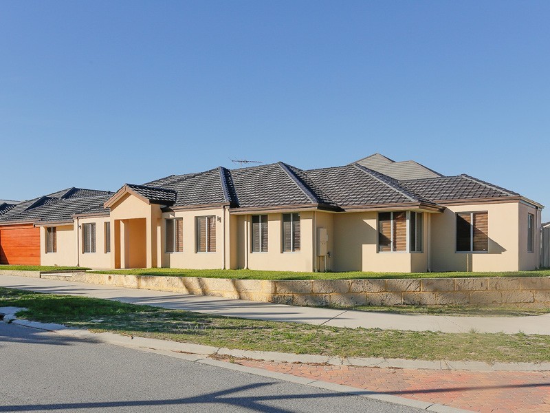 250 Santa Barbara Parade, Jindalee WA 6036