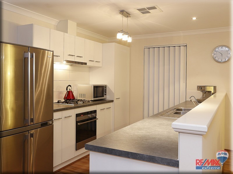 39 Helmsdale Loop, Butler WA 6036