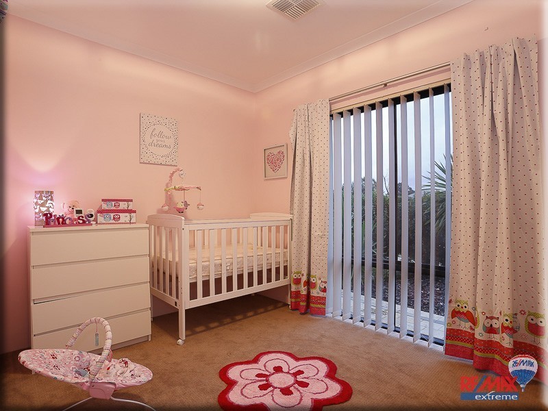 39 Helmsdale Loop, Butler WA 6036