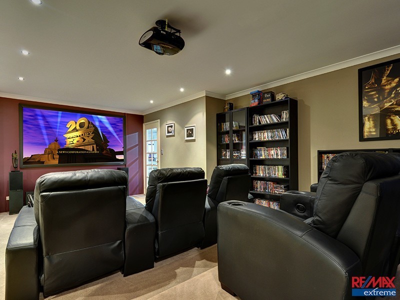 14 Shropshire Crescent, Butler WA 6036