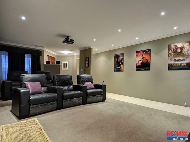 14 Shropshire Crescent, Butler WA 6036