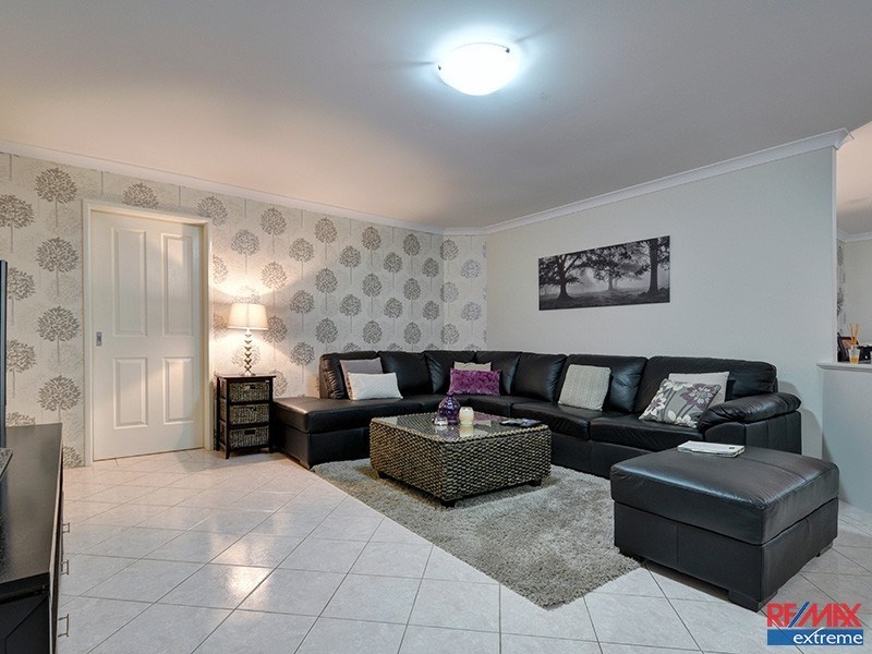14 Shropshire Crescent, Butler WA 6036