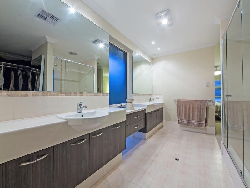 38 Mattingleys Approach, Burns Beach WA 6028