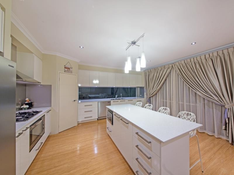 38 Mattingleys Approach, Burns Beach WA 6028