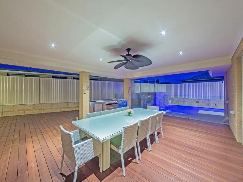 38 Mattingleys Approach, Burns Beach WA 6028