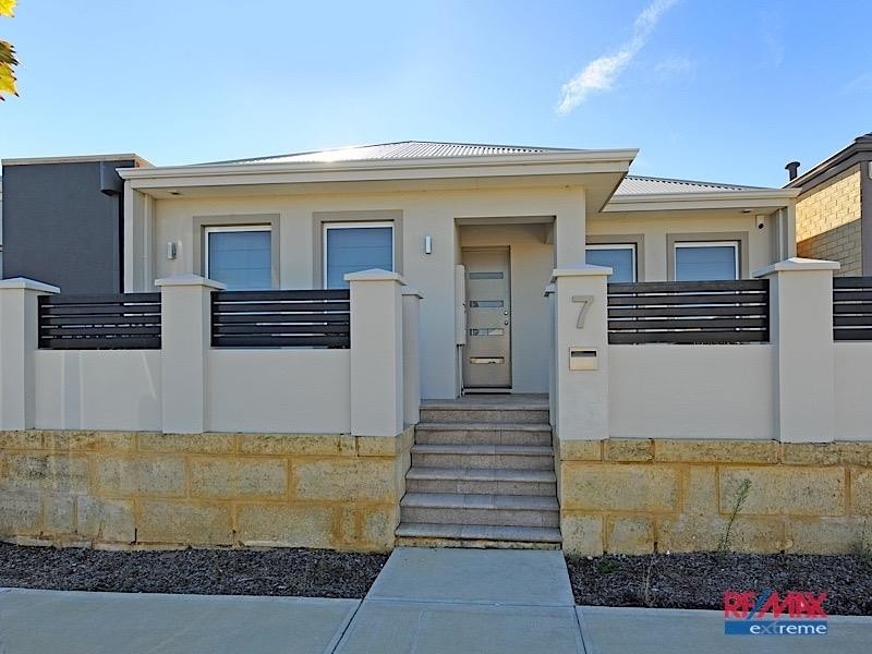 7 Rathkeale Boulevard, Ridgewood WA 6030
