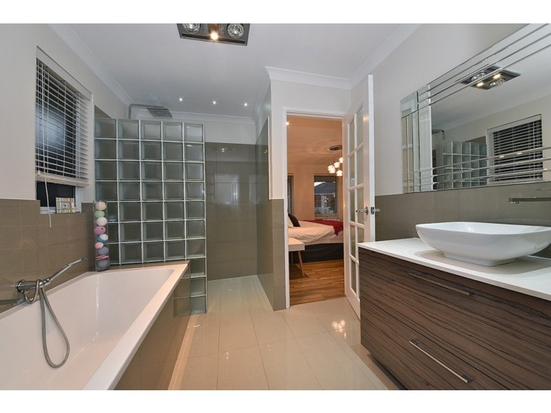 10 Agasse Way, Tapping WA 6065