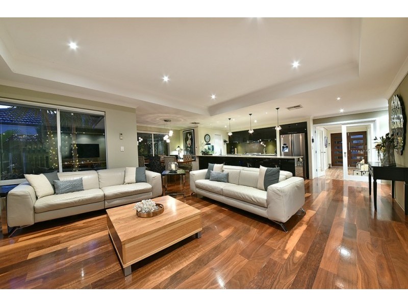 10 Agasse Way, Tapping WA 6065