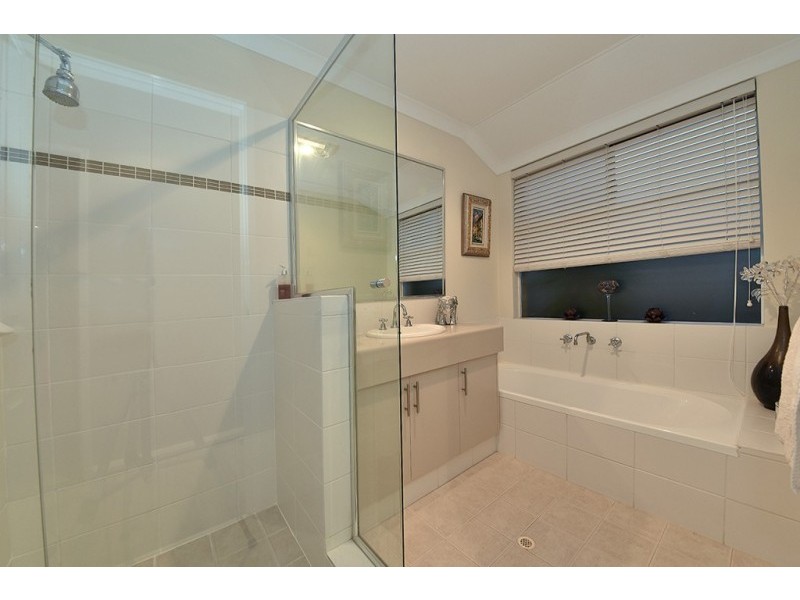 10 Agasse Way, Tapping WA 6065