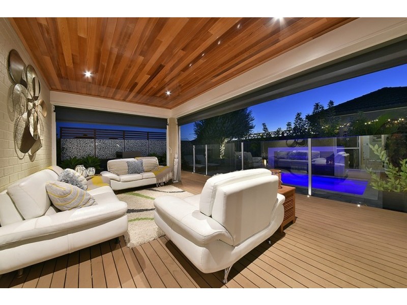 10 Agasse Way, Tapping WA 6065