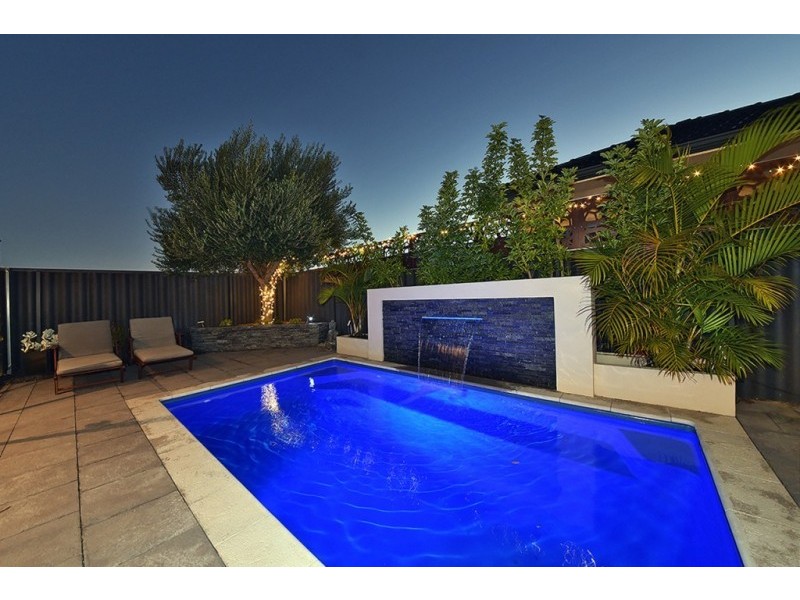 10 Agasse Way, Tapping WA 6065