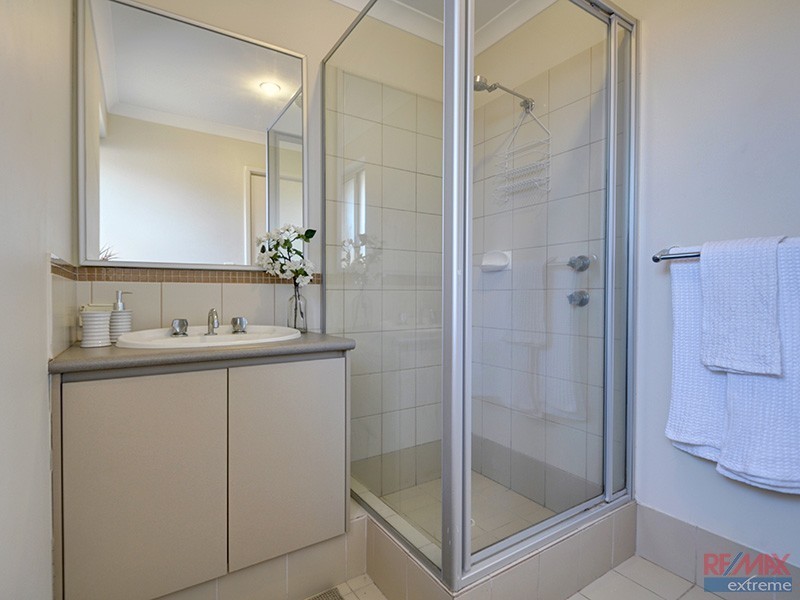 79 Shiraz Boulevard, Pearsall WA 6065