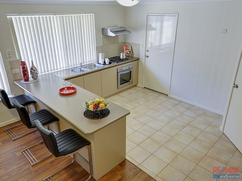 79 Shiraz Boulevard, Pearsall WA 6065