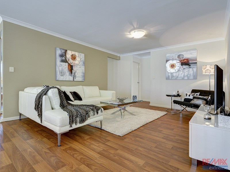 79 Shiraz Boulevard, Pearsall WA 6065