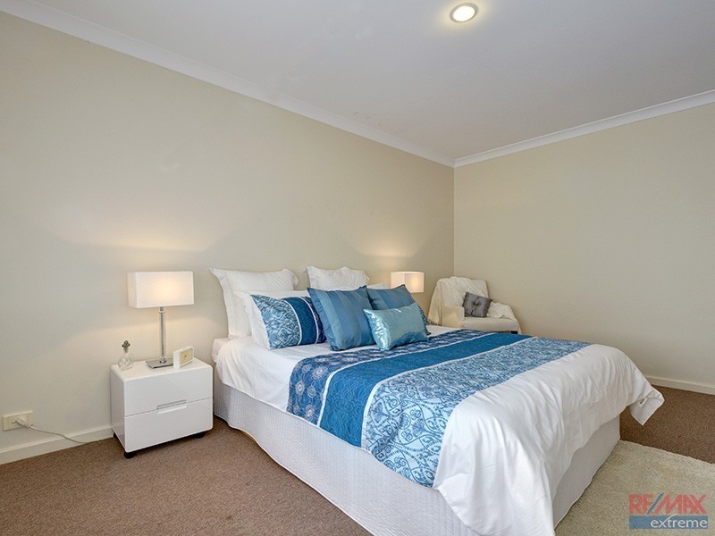 79 Shiraz Boulevard, Pearsall WA 6065