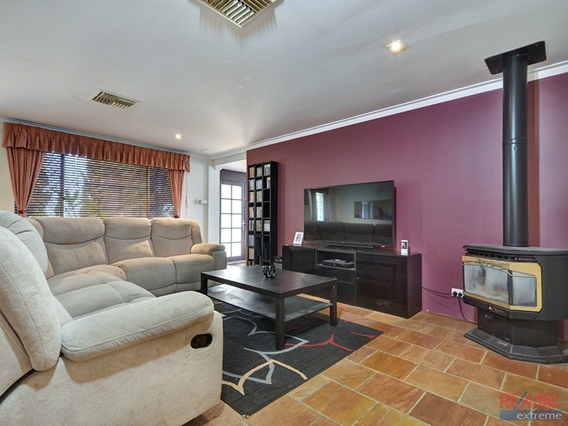 24 Winship Avenue, Wanneroo WA 6065