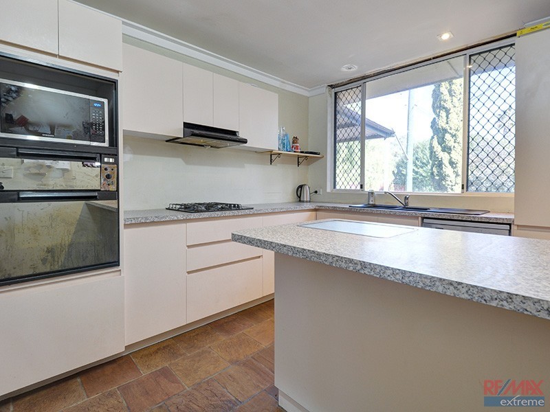 24 Winship Avenue, Wanneroo WA 6065