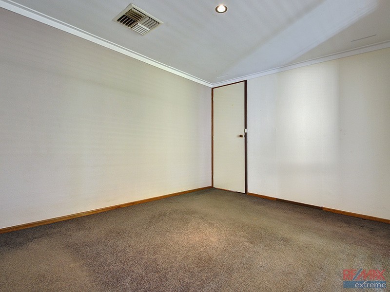 24 Winship Avenue, Wanneroo WA 6065