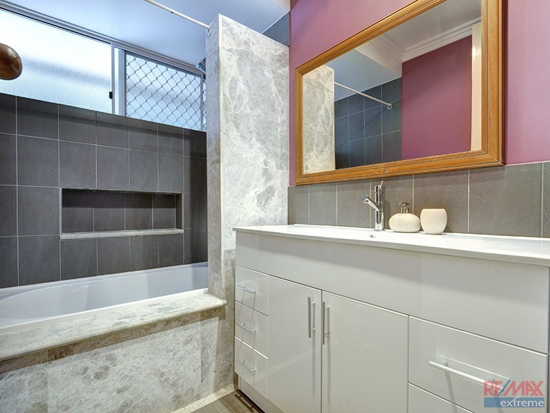 24 Winship Avenue, Wanneroo WA 6065