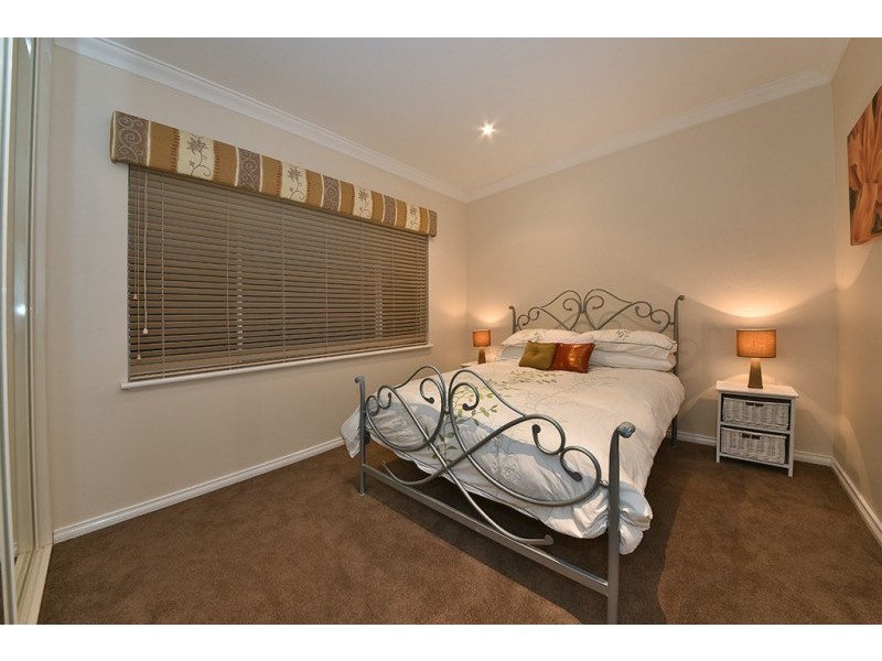 68 Kinsale Drive, Mindarie WA 6030