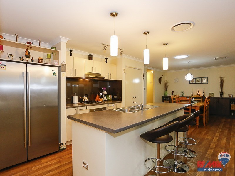 6 Fedamore Approach, Ridgewood WA 6030