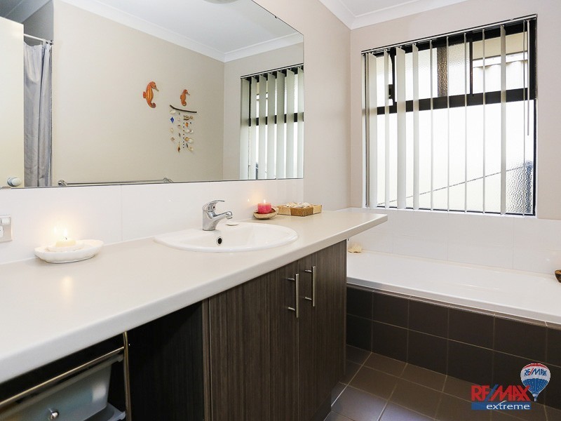 6 Fedamore Approach, Ridgewood WA 6030