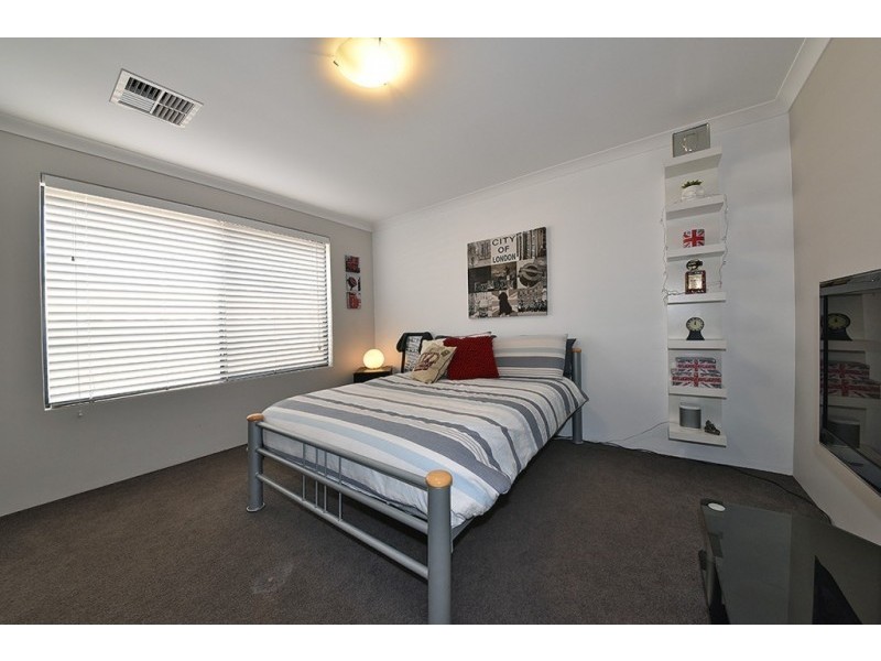 122 Ashley Road, Tapping WA 6065