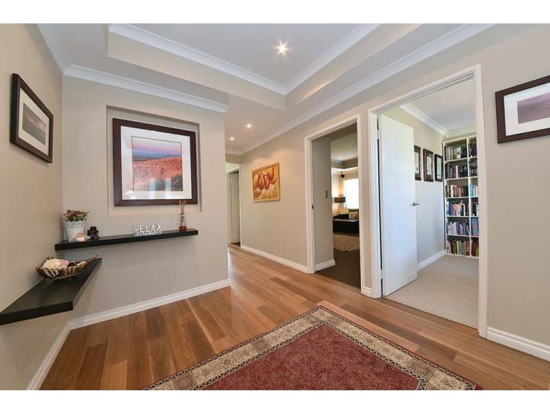 4 Vosnacos Way, Tapping WA 6065