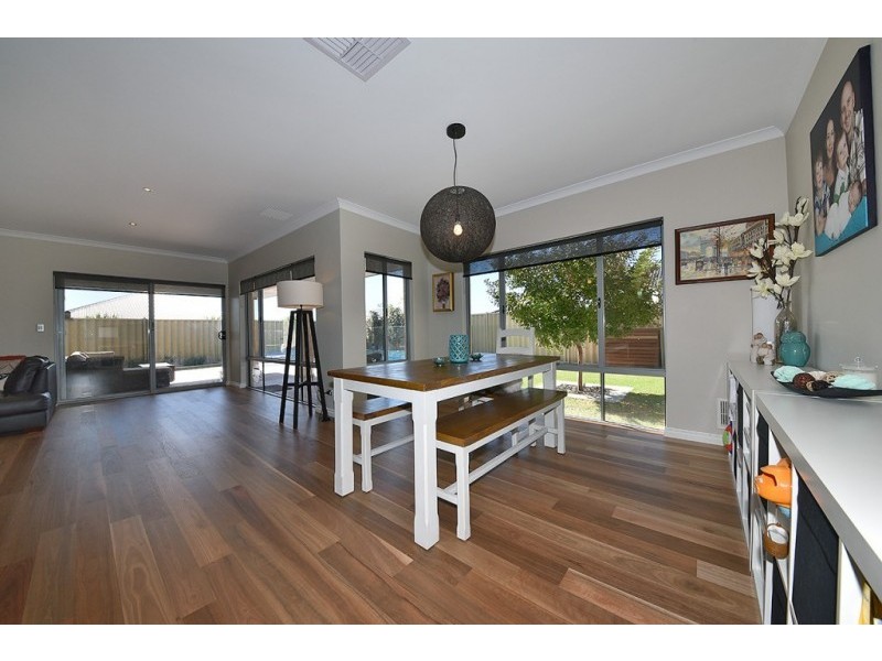 4 Vosnacos Way, Tapping WA 6065