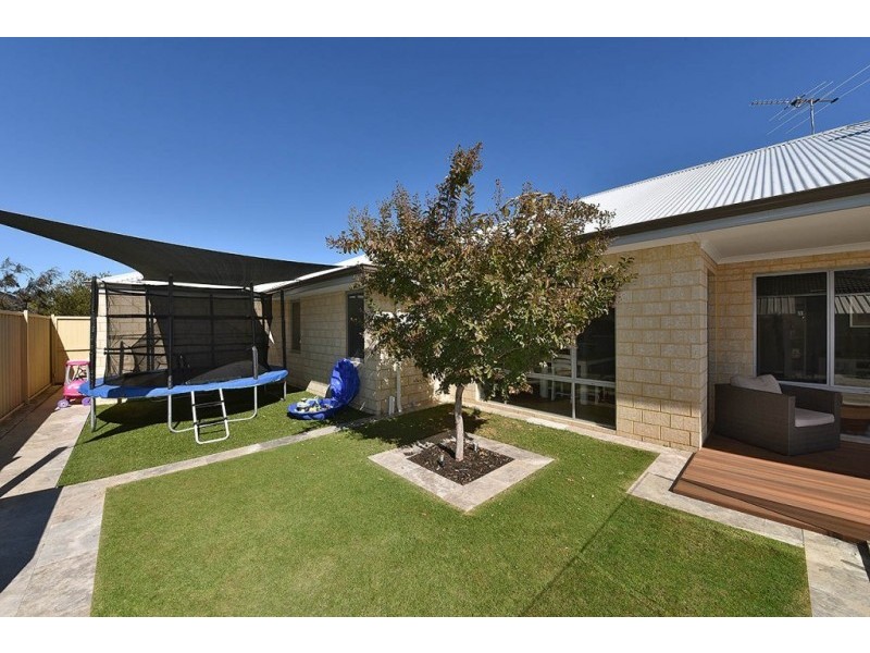 4 Vosnacos Way, Tapping WA 6065