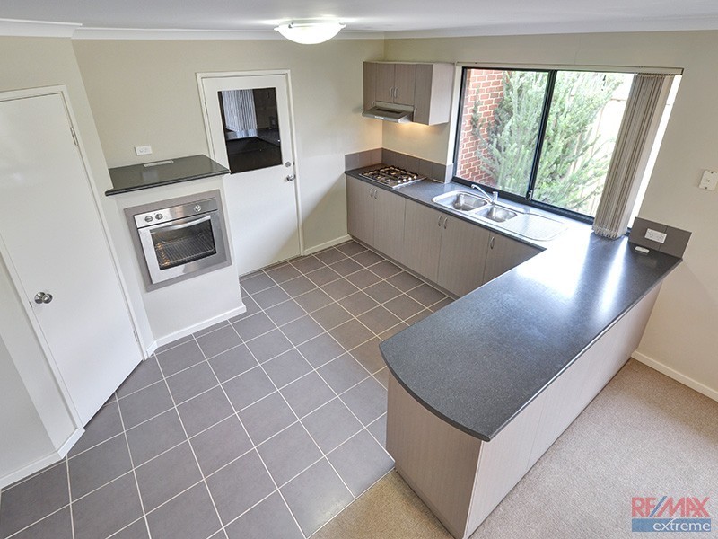 36 Bonannella Entrance, Sinagra WA 6065